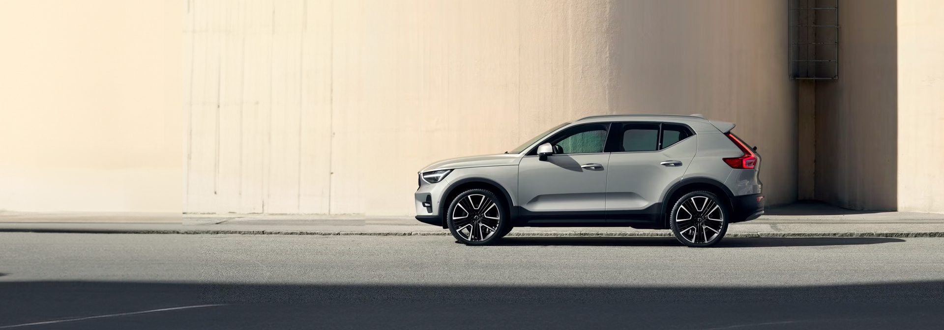 Volvo XC40 B3 (VN stock oferta de la marca)