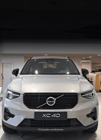 SALÓN VOLVO XC40