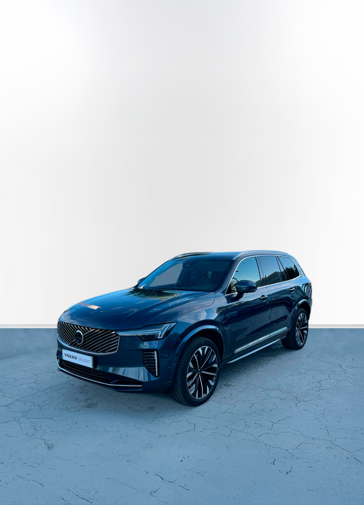 Volvo XC90 2.0 T8 AWD Plus Bright Recharge Auto