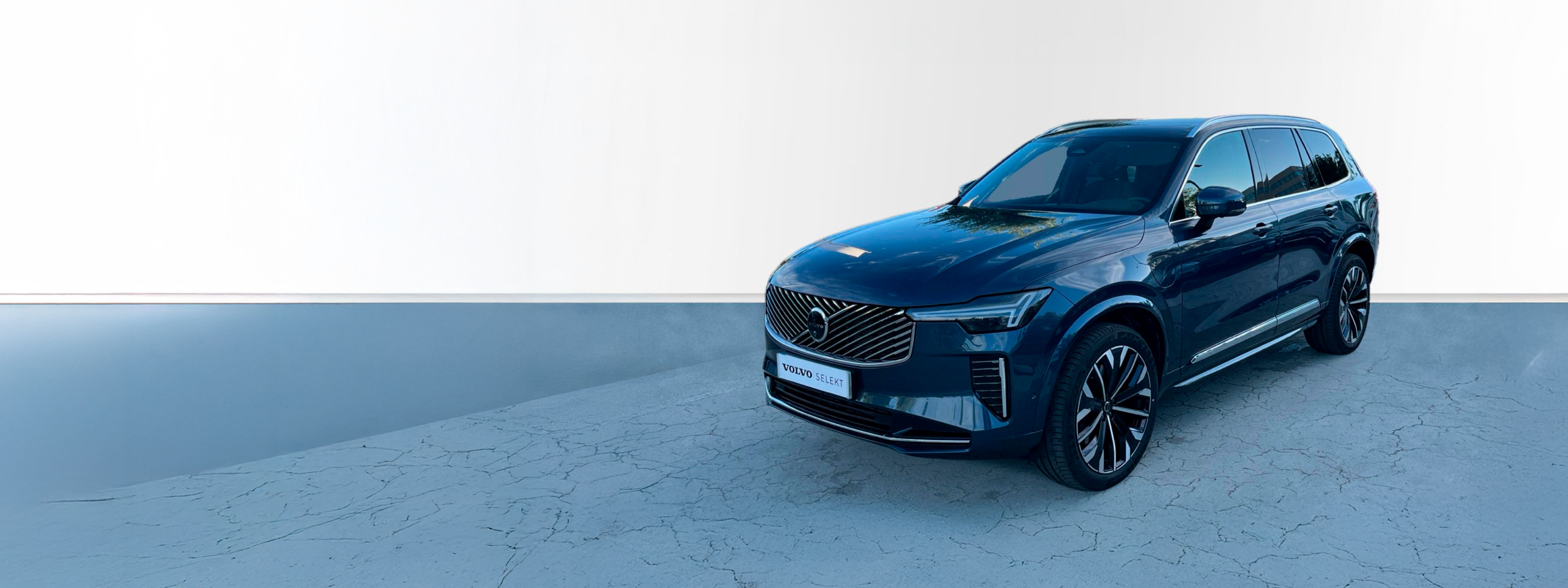 Volvo XC90 2.0 T8 AWD Plus Bright Recharge Auto