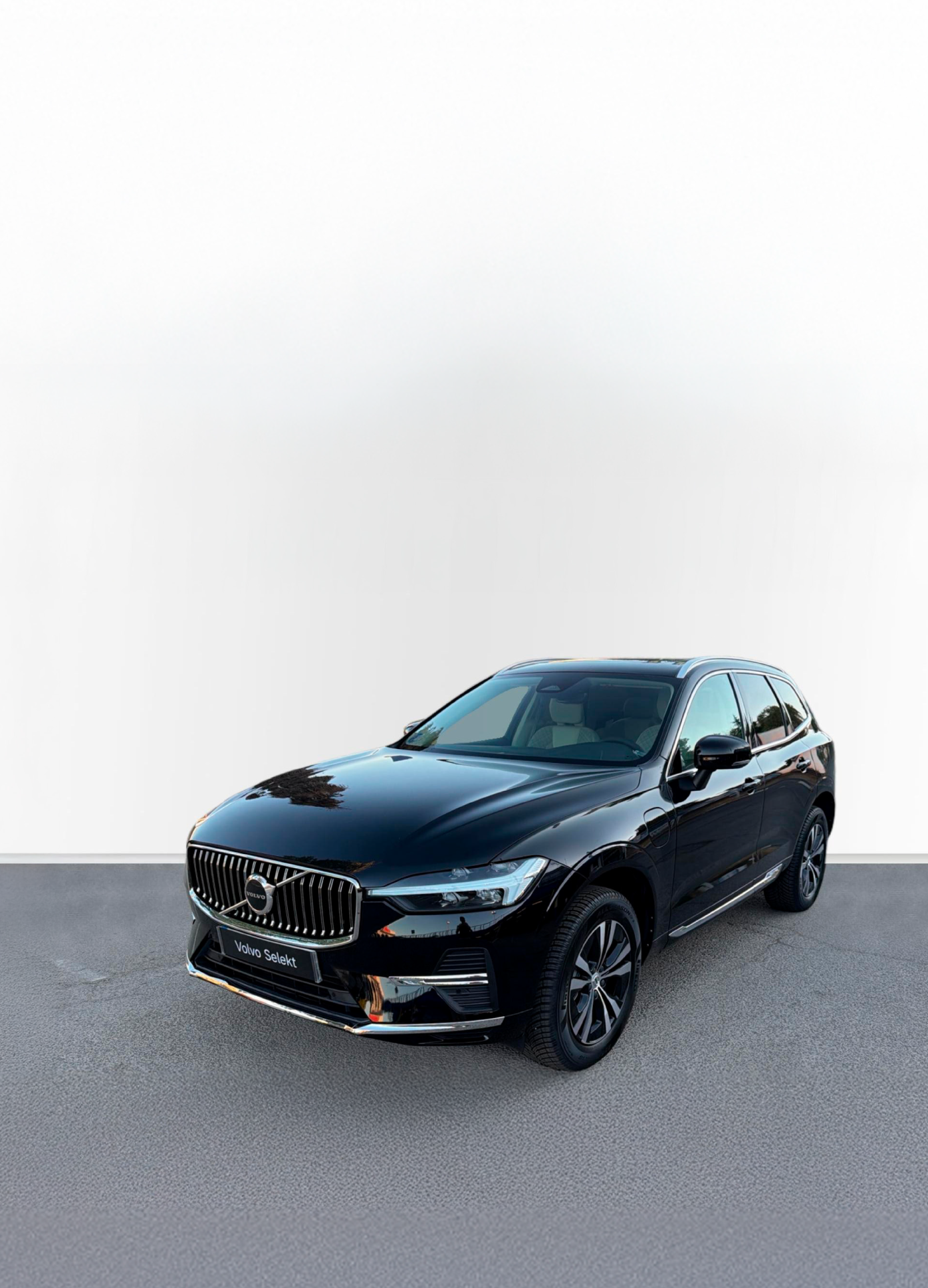 Volvo XC60  2.0 T6 AWD Recharge Core Auto